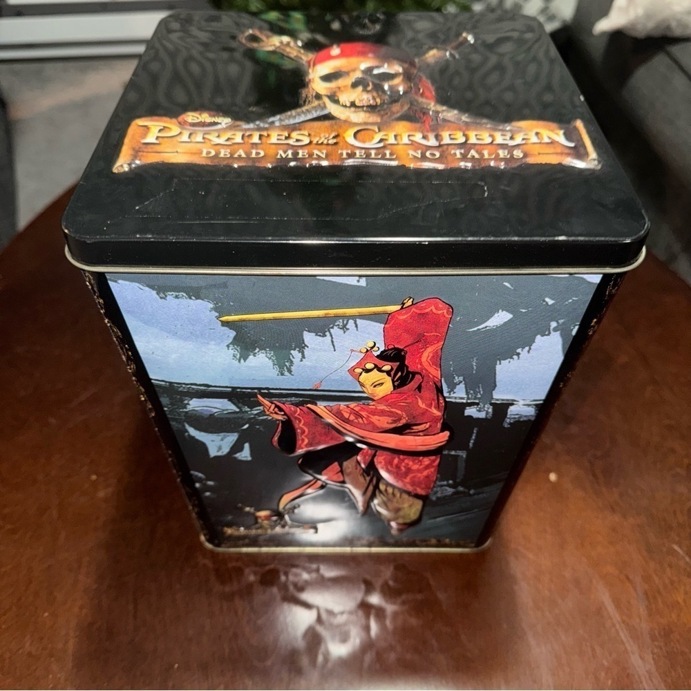 Pirates Of The Caribbean Dead Men Tell No Tales Popcorn Tin Incredibly Rare!